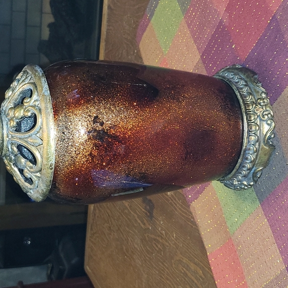 BEAUTIFUL DECORATIVE JAR - Picture 4 of 7